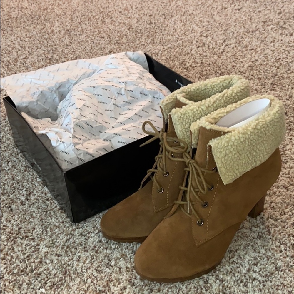 ALFANI healed booties